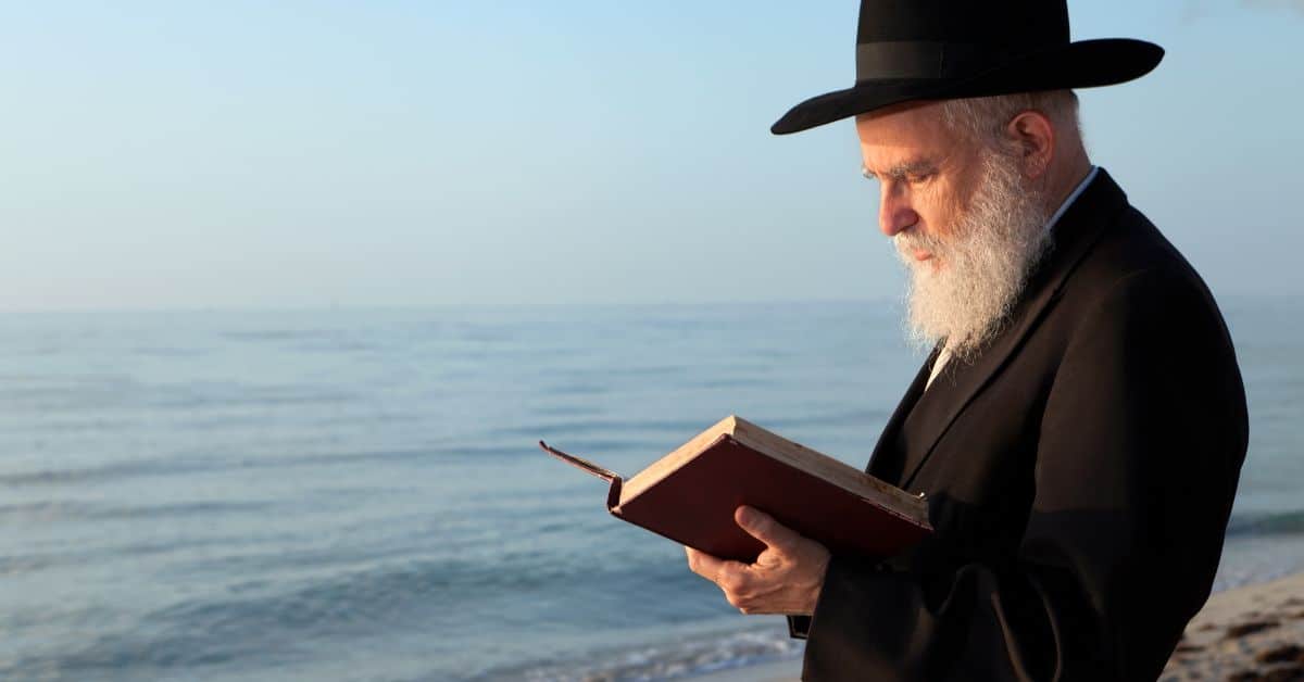 אילו תמונות של רבנים מביאות סגולה לחיים ארוכים?